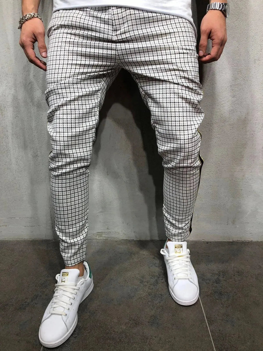 Levoire | Pantalons pour hommes avec bande latérale dans un style décontracté sportif