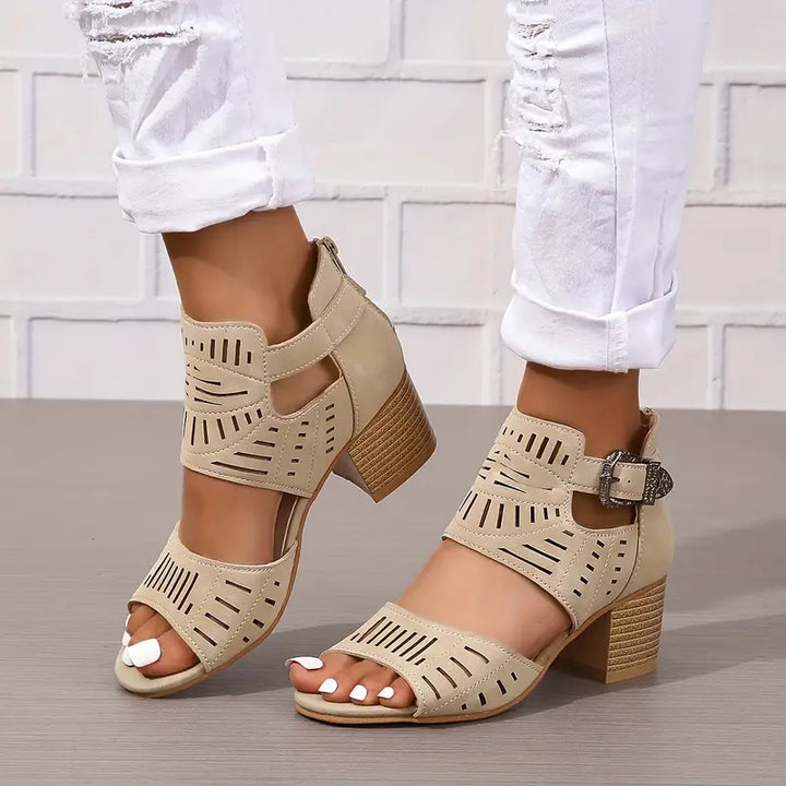 Levoire | Sandales Pour Femmes Avec Des Talons Épais Style Beige