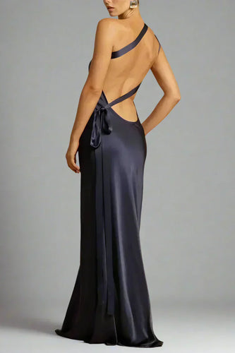 Levoire | Robe Asymétrique Élégante Avec Dos Ouvert Et Décolleté En Biais