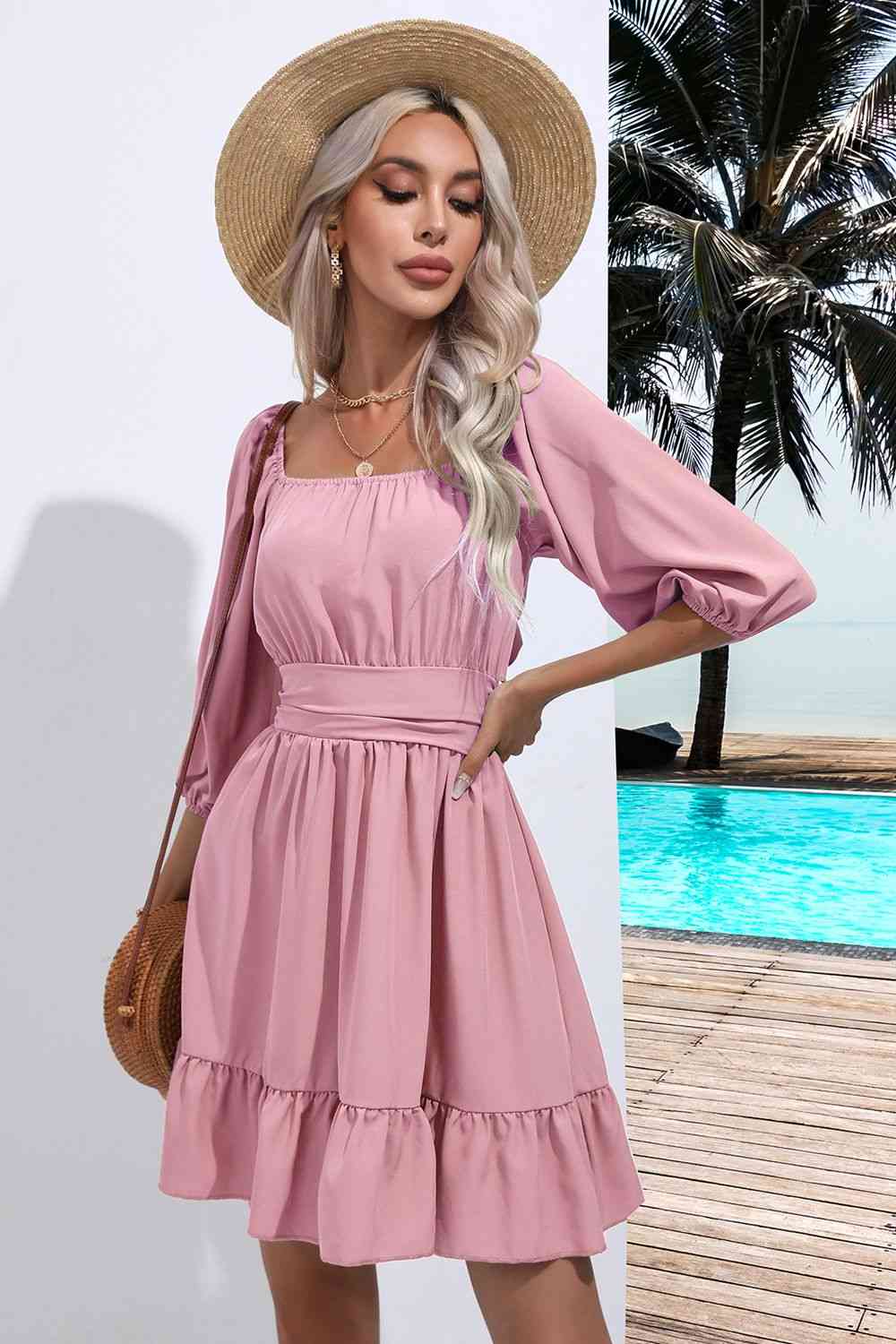 Levoire | Robe à encolure carrée