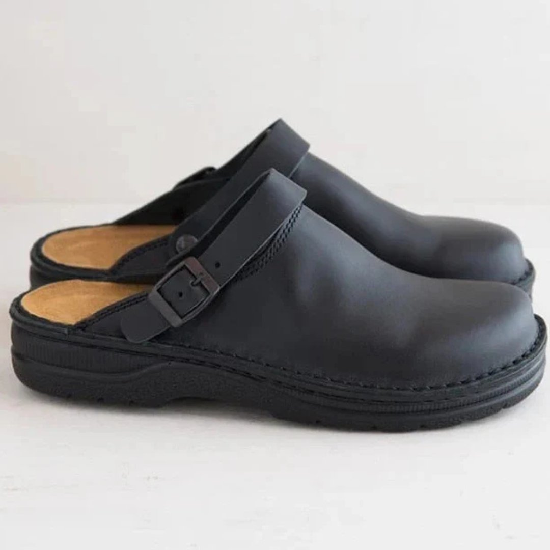 Levoire | Vintage Herren Slipper Noir