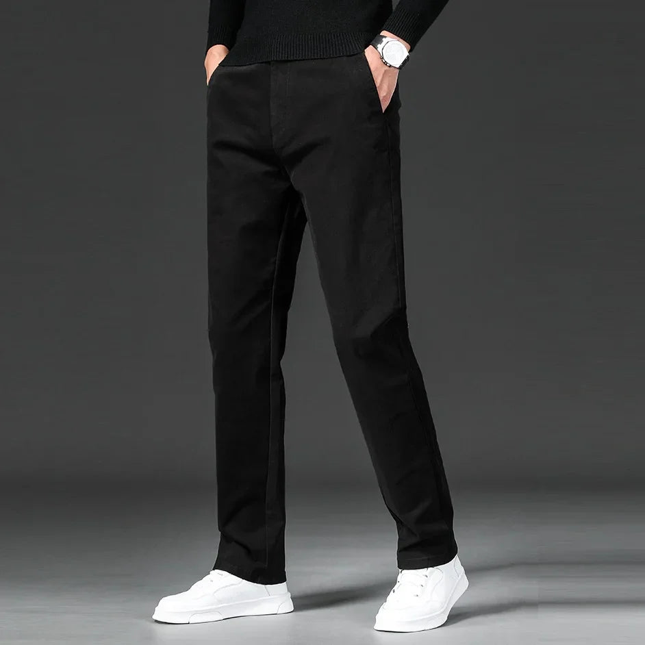 Levoire | Coupe Droite Coton Stretch Chino Noir