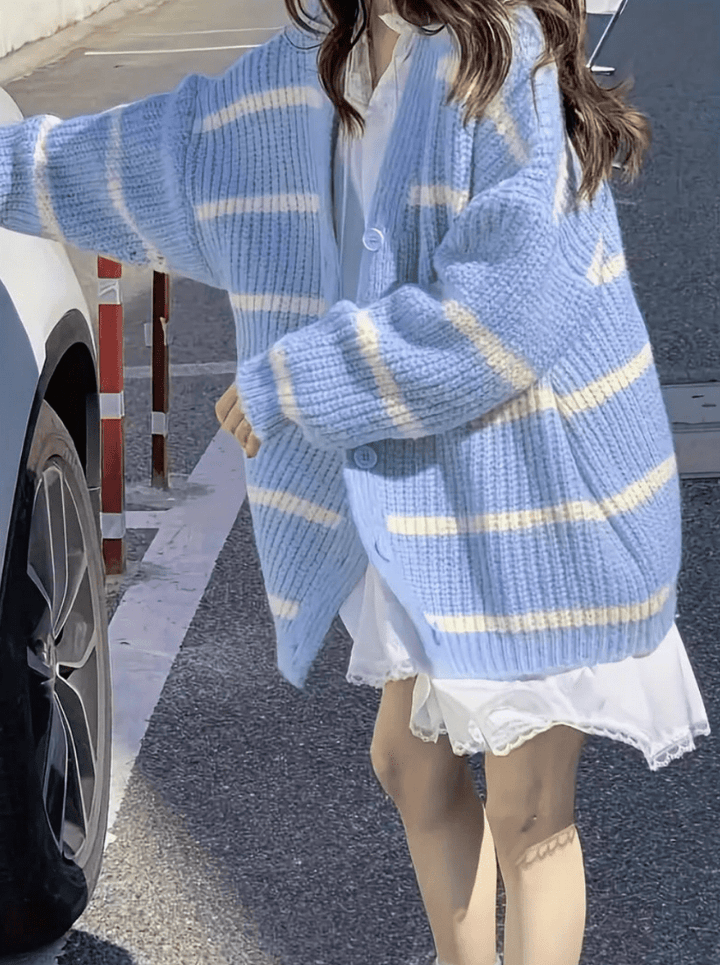 Levoire | Pull femme Cardigan rayé avec épaules abaissées Confortable et chaud