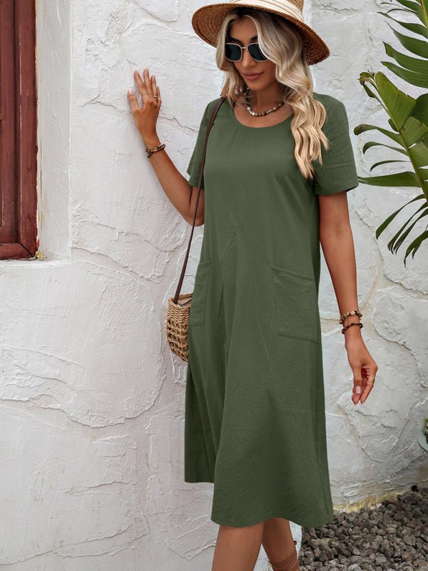 Levoire | Robe en coton à col montant à manches courtes avec plumes unies