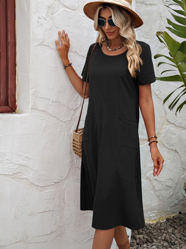 Levoire | Robe en coton à col montant à manches courtes avec plumes unies