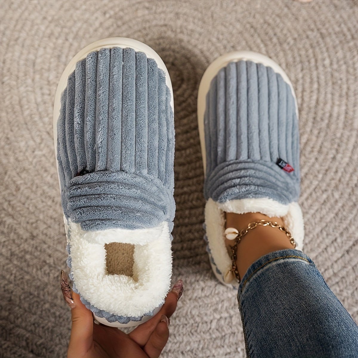 Levoire | Chaussons Pour Femmes Confortables Bleu clair