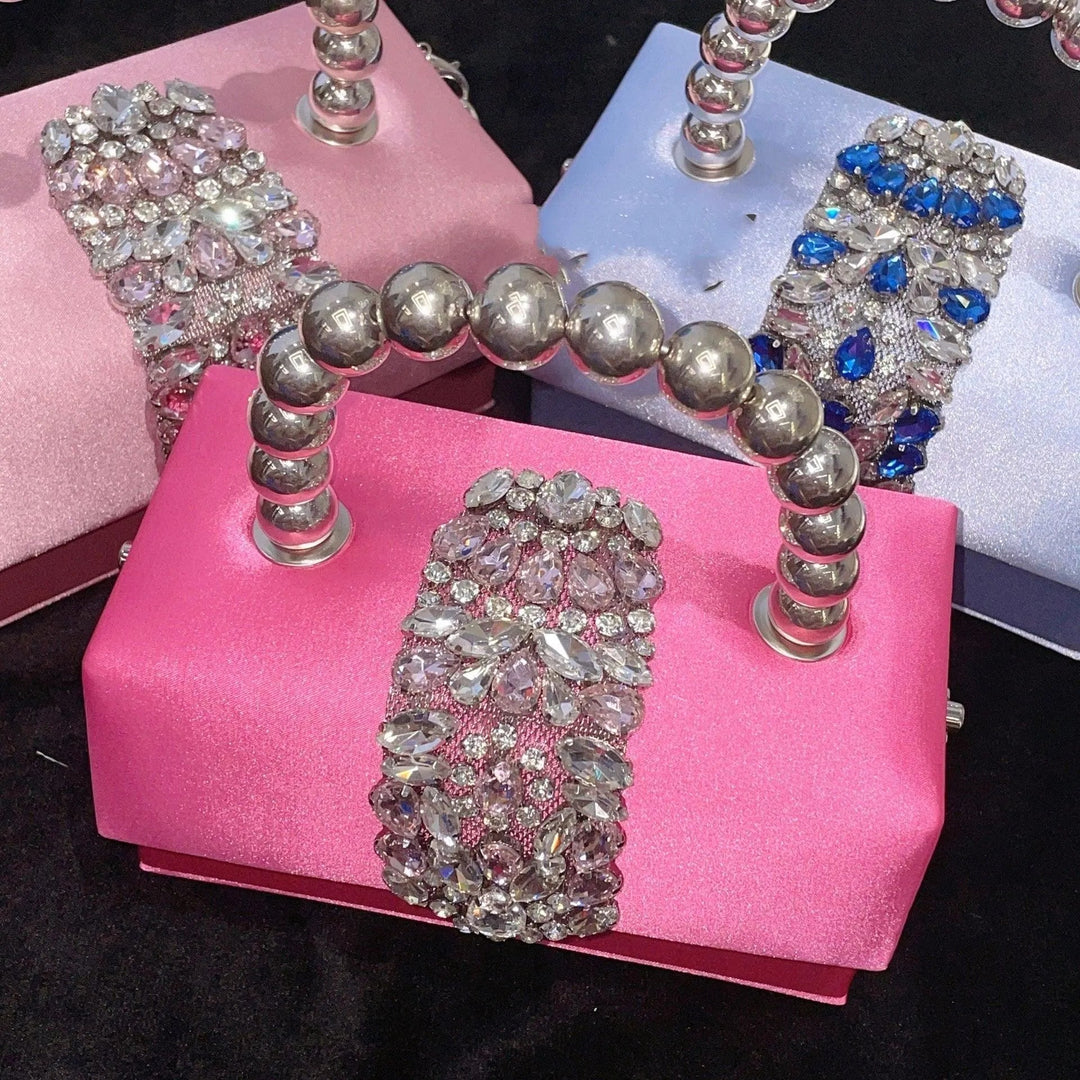 Levoire | Petit sac carré avec des strass français brillants en tête de diamant