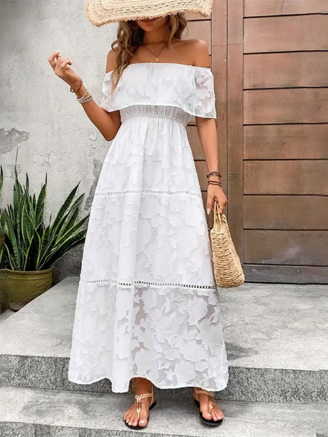 Levoire | Décolleté Épaules Nues Robe Maxi À Manches Courtes Blanc