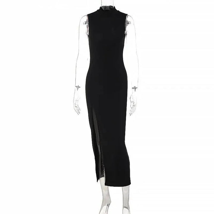 Levoire | Robe midi slim fit à encolure ronde et fente pour femmes Noir