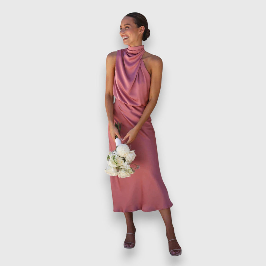 Levoire | Robe Féminine Avec Jupe Évasée