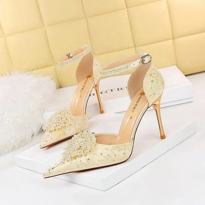 Levoire | Helmi et sandales peep-toe en diamant avec talons Abricot