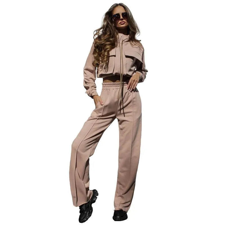 Levoire | Set, composé d'un pantalon décontracté et d'un haut avec fermeture éclair et cordon, avec des manches longues Khaki