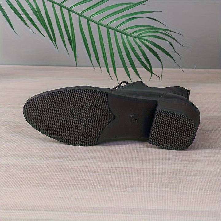 Levoire | Bottes Unies Élégantes Avec Lacets Et Talons