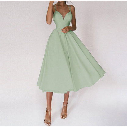 Levoire | Robe élégante à bretelles et col en V Vert