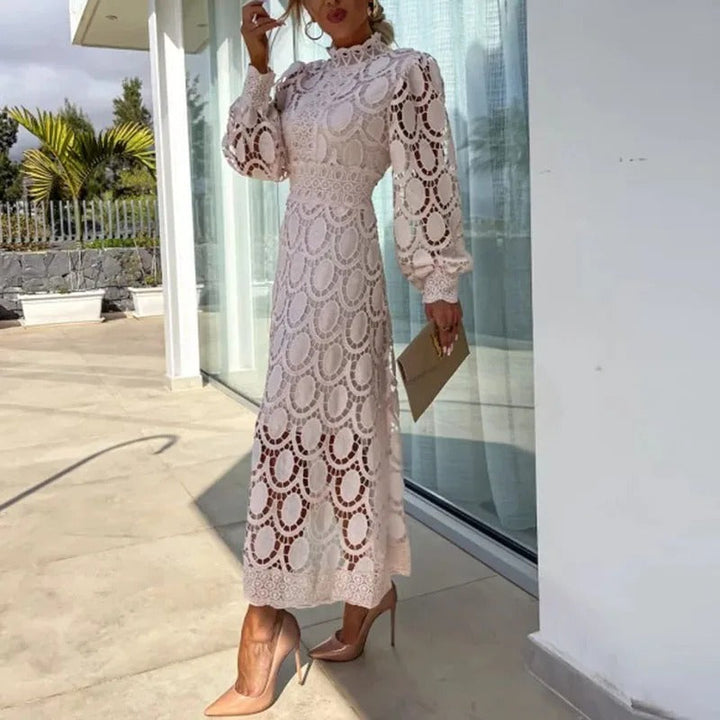 Levoire | Robe En Dentelle Élégante Pour Le Soir