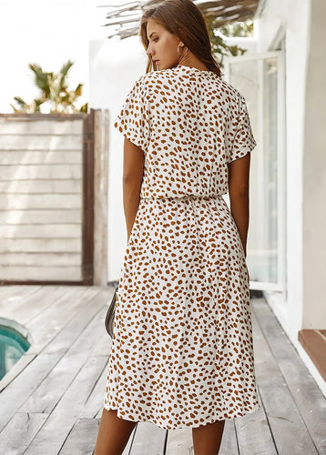 Levoire | Robe midi à manches courtes