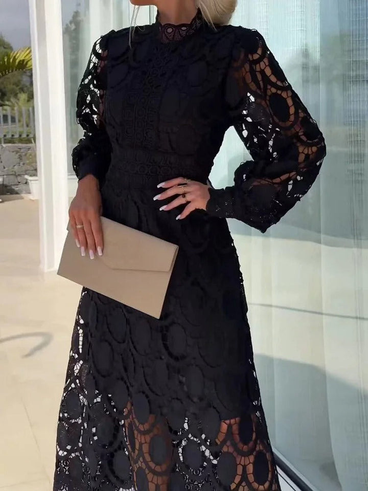 Levoire | Robe En Dentelle Élégante Pour Le Soir