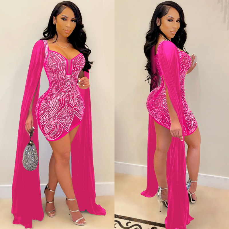 Levoire | robe courte scintillante à décolleté plongeant à manches longues en filets transparents ROSE