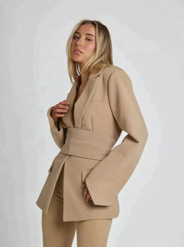 Levoire | Blazer Avec Ceintures Supplémentaires Beige