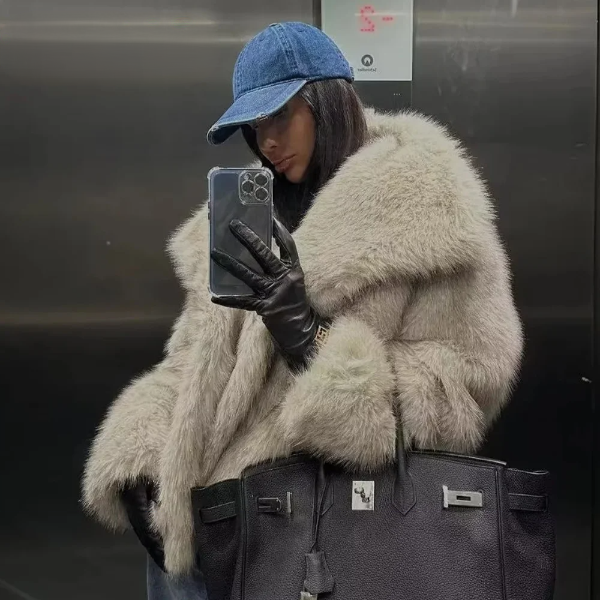 Levoire | Manteau En Fausse Fourrure Élégant Avec Col Surdimensionné