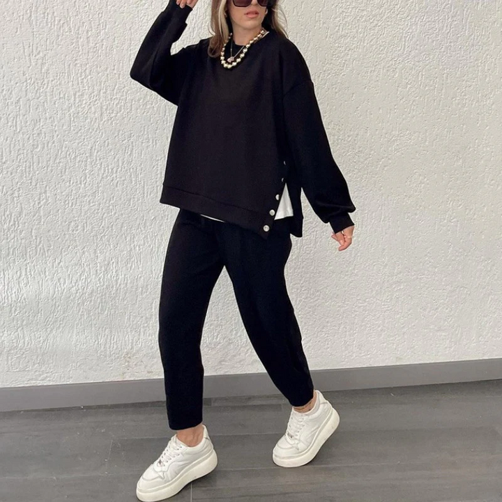 Levoire | Ensemble Femme Deux Pièces Blazer Avec Boutons Et Design Fente & Pantalon Élégant Noir