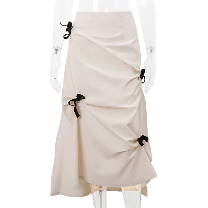 Levoire | Ensemble de top sans manches et jupe midi avec accents à nouer