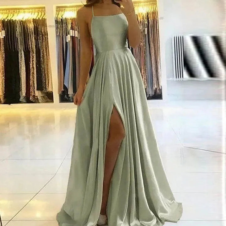 Levoire | Robe de soirée élégante en satin brillant