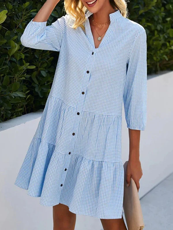 Levoire | Robe chemise décontractée en ligne A, boutonnée, à carreaux et à haut décolleté