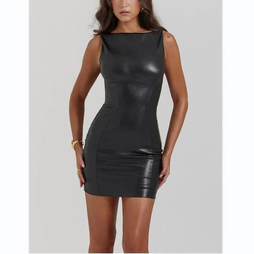 Levoire | Robe slim fit sans manches Noir