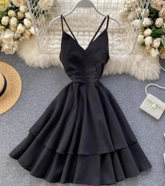 Levoire | Robe courte pour femmes avec un lien à l'arrière Noir
