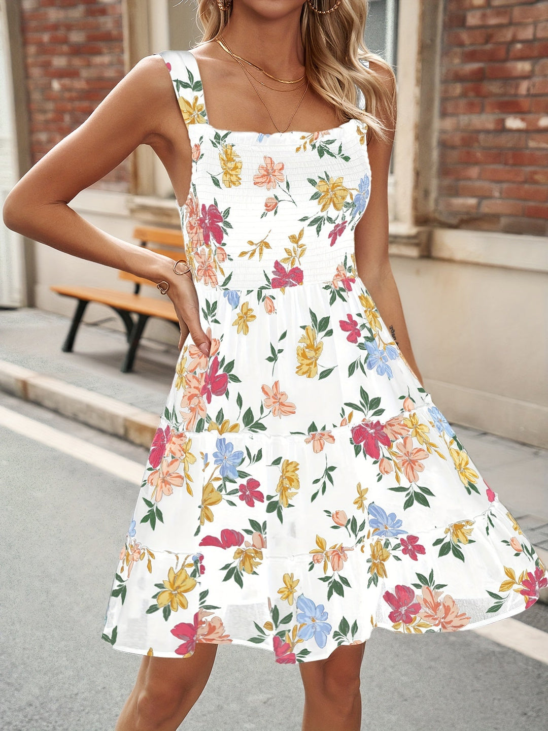 Levoire | Robe élégante pour femme avec motif floral
