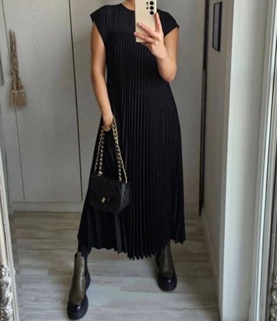 Levoire | Robe plissée pour femmes Noir