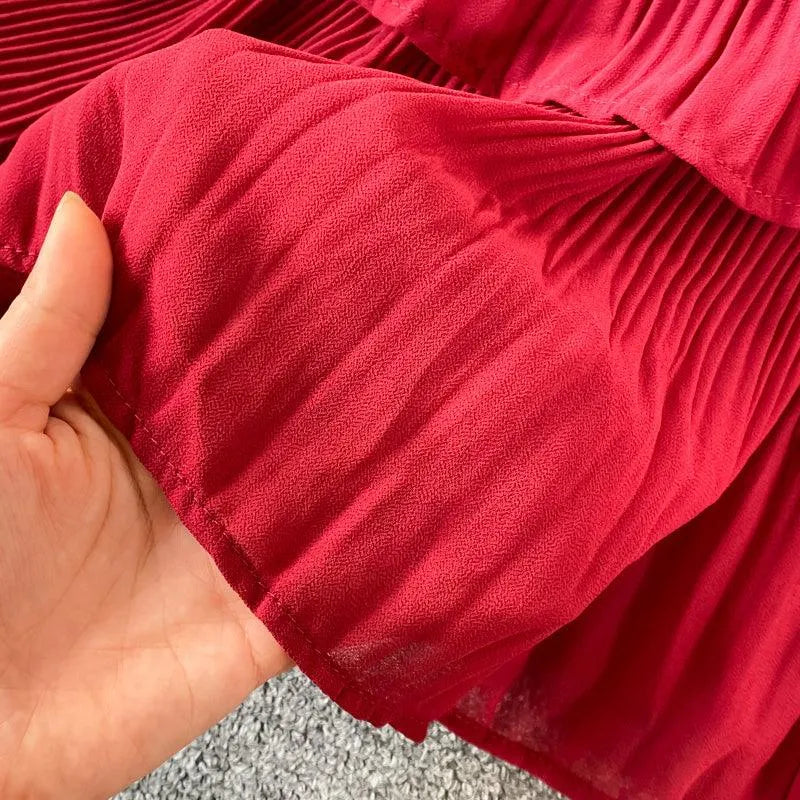 Levoire | Robe longue avec décolleté en V de style français