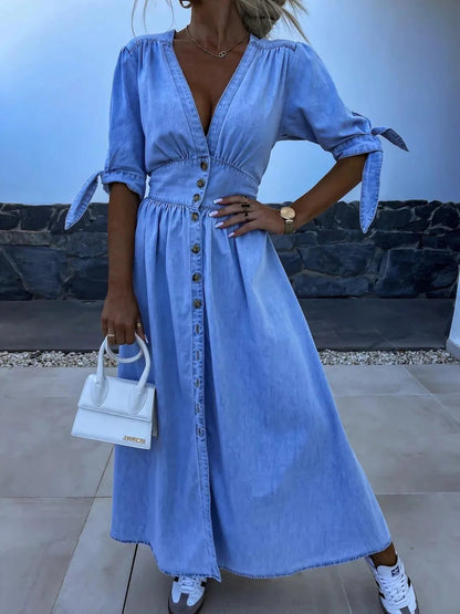 Levoire | Robe en denim à décolleté en V