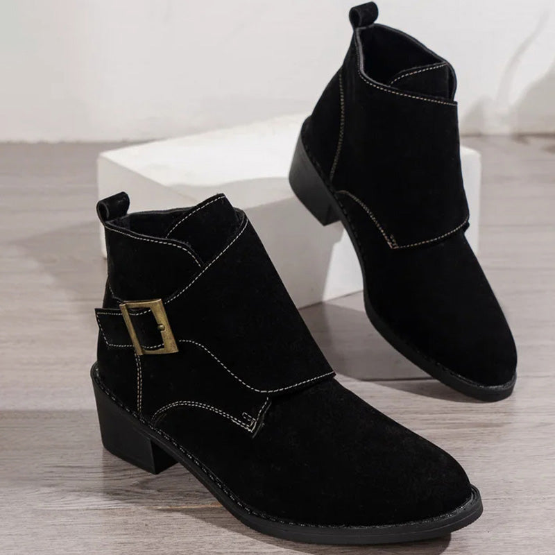 Levoire | Élégant Bottes Chunky À Talon Et À Boucle En Vin Pour Femmes