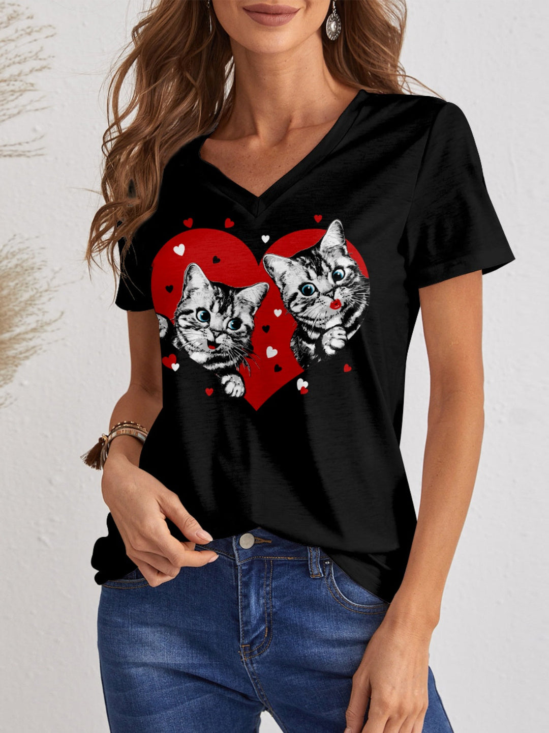 Levoire | FAM-FAM Chat V-neck T-shirt à manches courtes Must