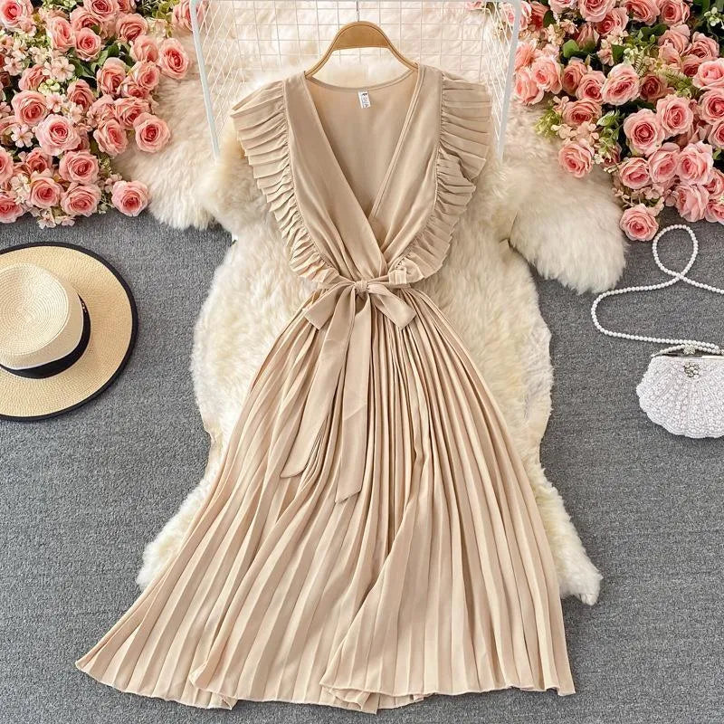 Levoire | Robe plissée à décolleté en V Abricot Une taille