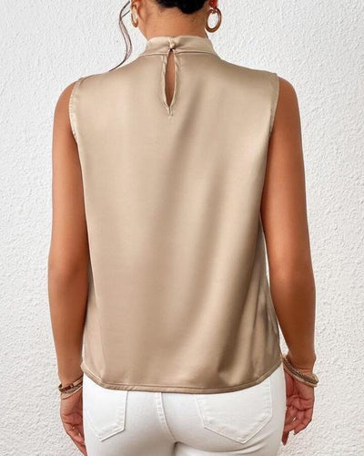 Levoire | Blouse Élégante Sans Manches En Satin Avec Col Tourné Pour Femmes
