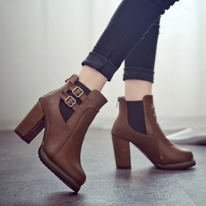 Levoire | Bottines À Talon Bloc Au Design Moderne
