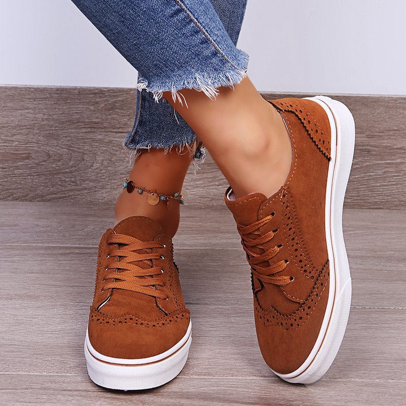 Levoire | Chaussures À Lacets Élégantes Et Confortables Sneakers Braun