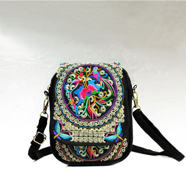 Levoire | Broderie Ethnique Vintage Multicolore