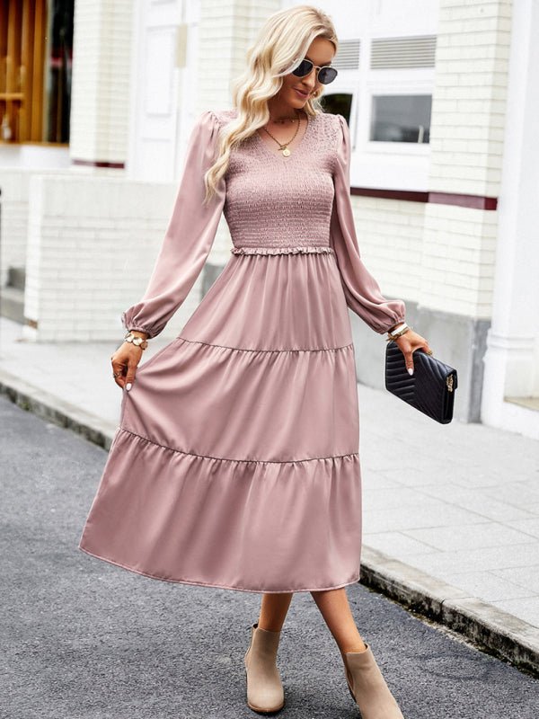 Levoire | Robe élégante et stylée avec des volants et décolleté en V