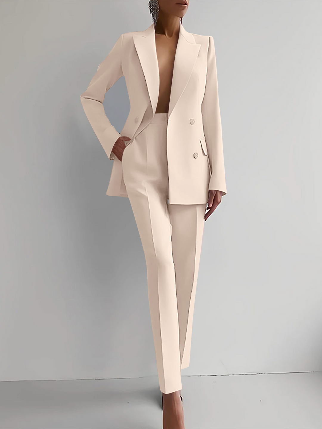 Levoire | Costume Pour Femmes Crème