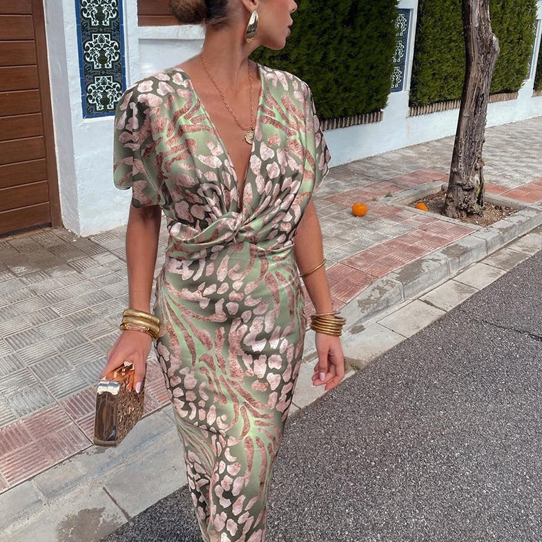 Levoire | Robe Maxi Avec Décolleté En V Robe De Soirée Femme Avec Détail Enroulé Pour Occasions Spéciales Vert