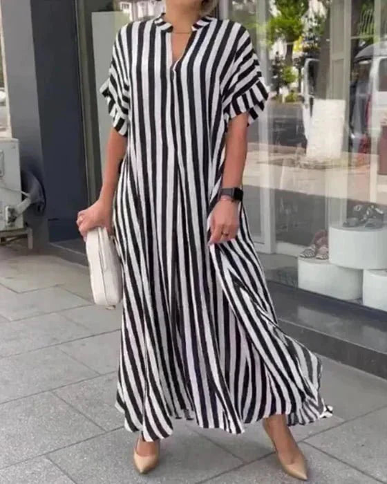 Levoire | Robe chemise à col en V avec imprimé rayé Noir