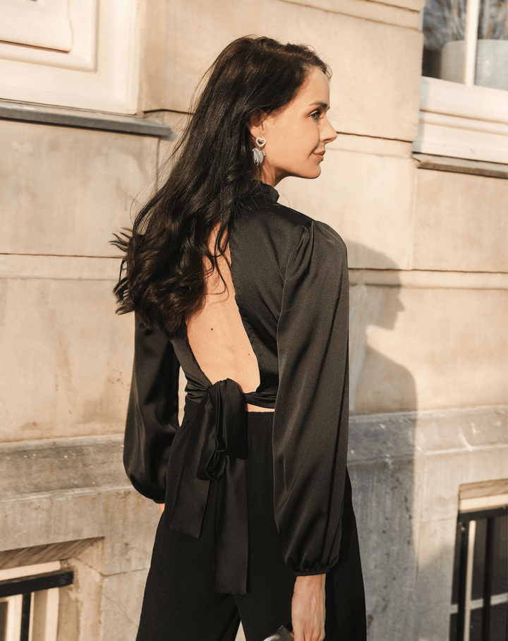 Levoire | Élégant Top Satin Blouse Noire Femme Avec Dos Ouvert