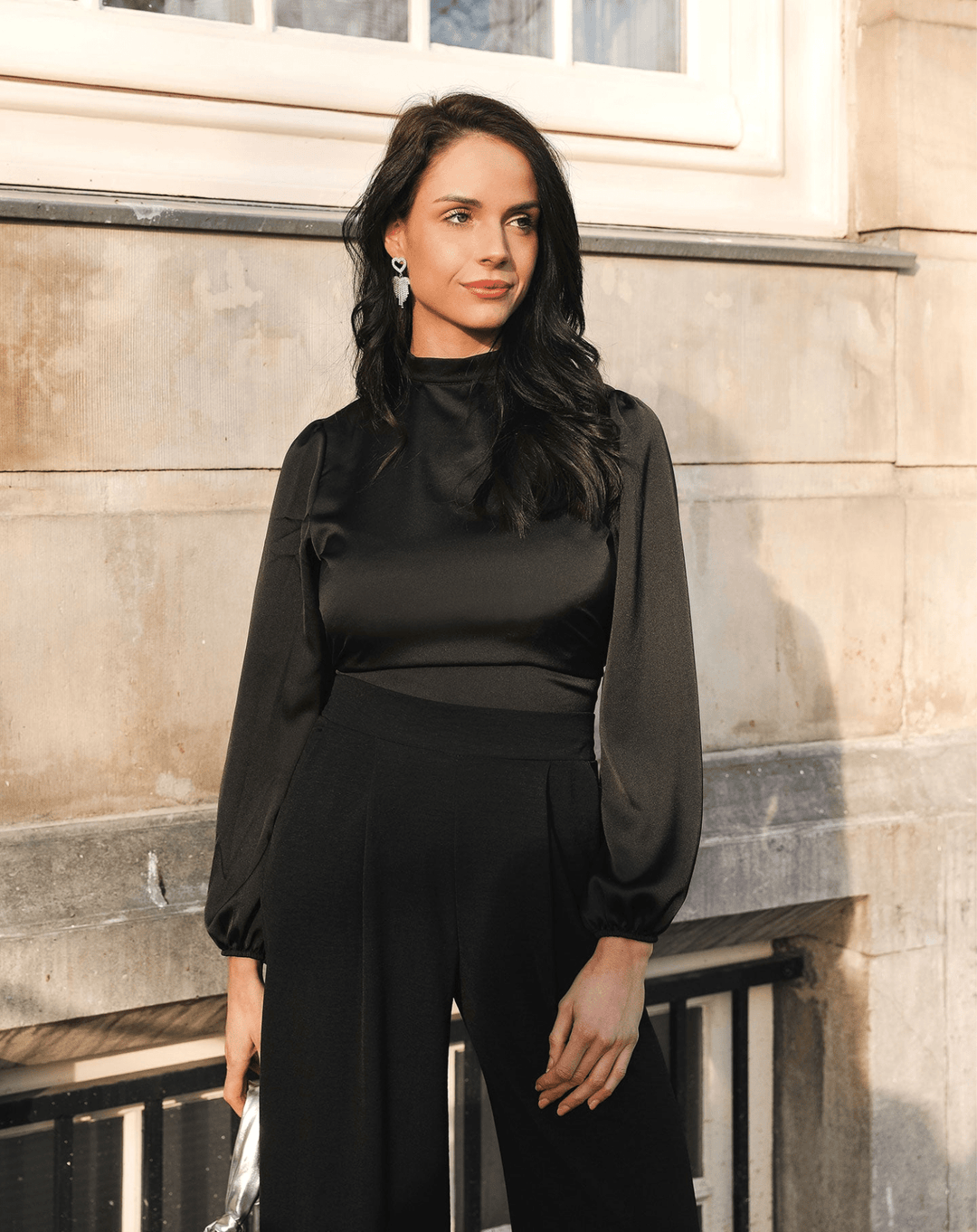 Levoire | Élégant Top Satin Blouse Noire Femme Avec Dos Ouvert 2XL