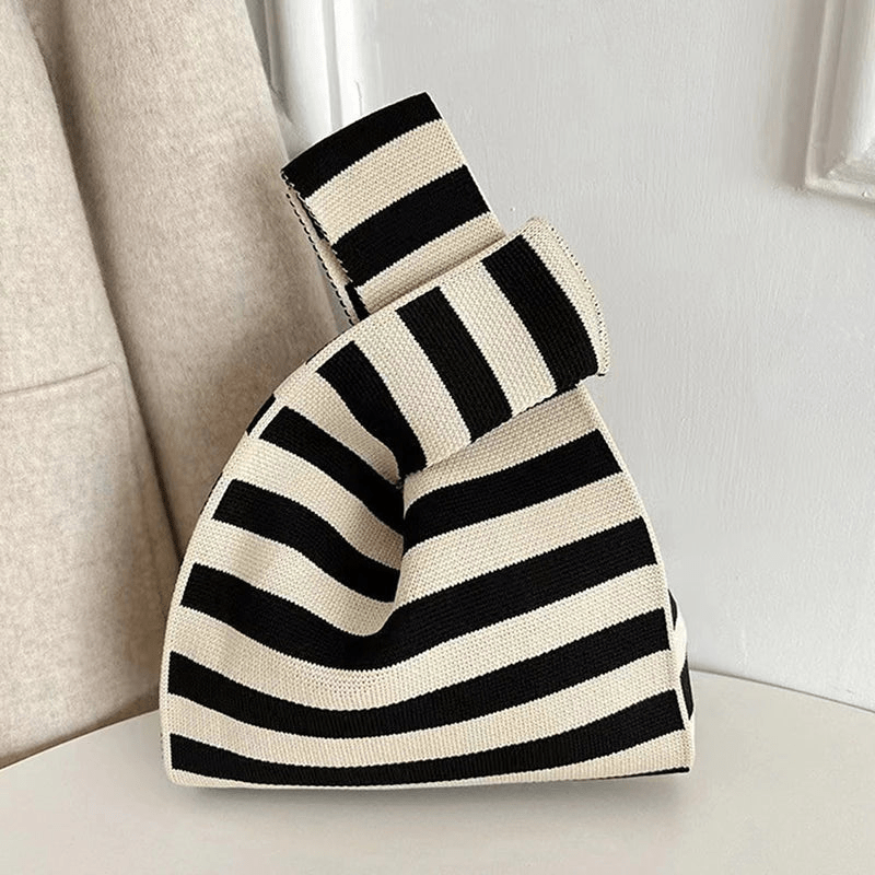 Levoire | Sac à tricot compact pour un usage quotidien Largeur rayures noir blanc