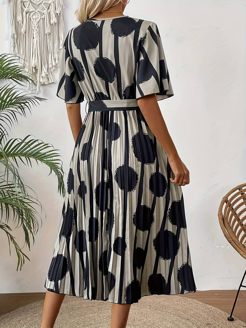 Levoire | Élégante Robe Midi À Manches Courtes Avec Imprimé Intégral