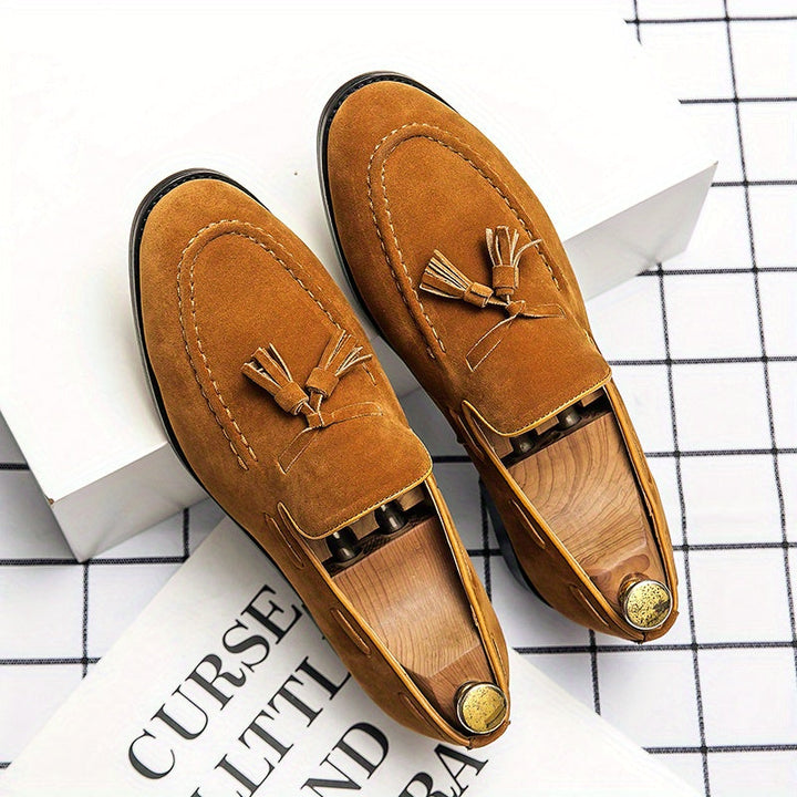 Levoire | Classiques Mocassins Pour Hommes Dans Différentes Couleurs Avec Des Pompons